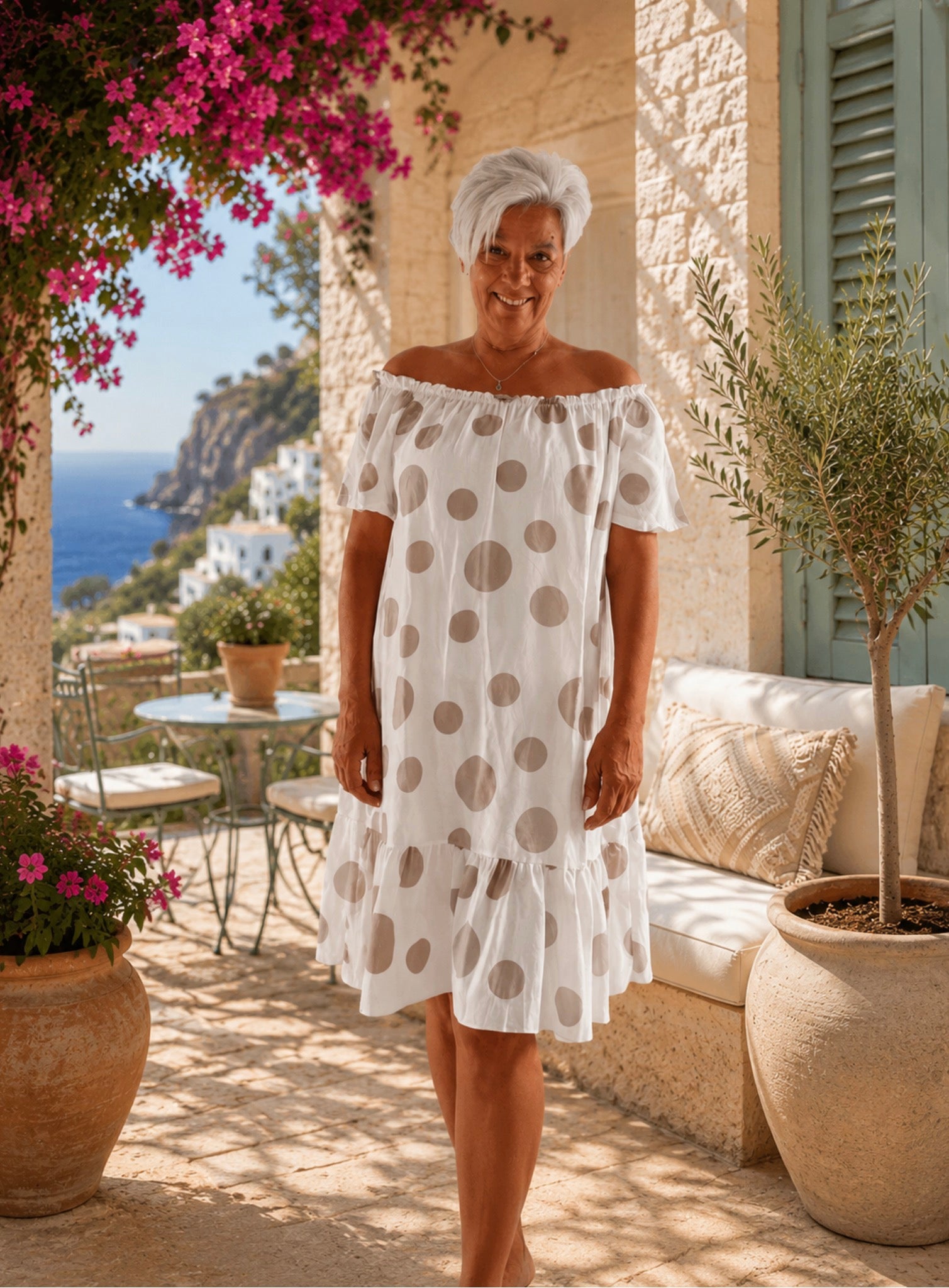 Off-shoulder stippenjurk
