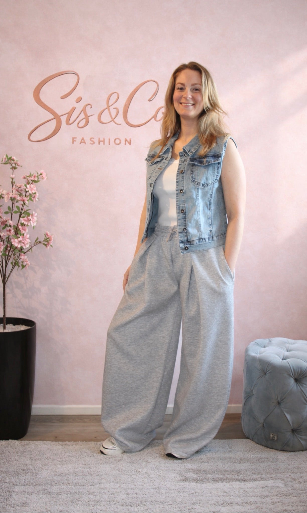 wide leg sweatpants