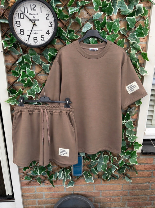 Comfy set label